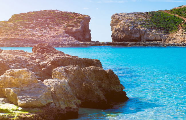 Paseo en barco al atardecer por Comino y la Laguna Azul - Foto 4