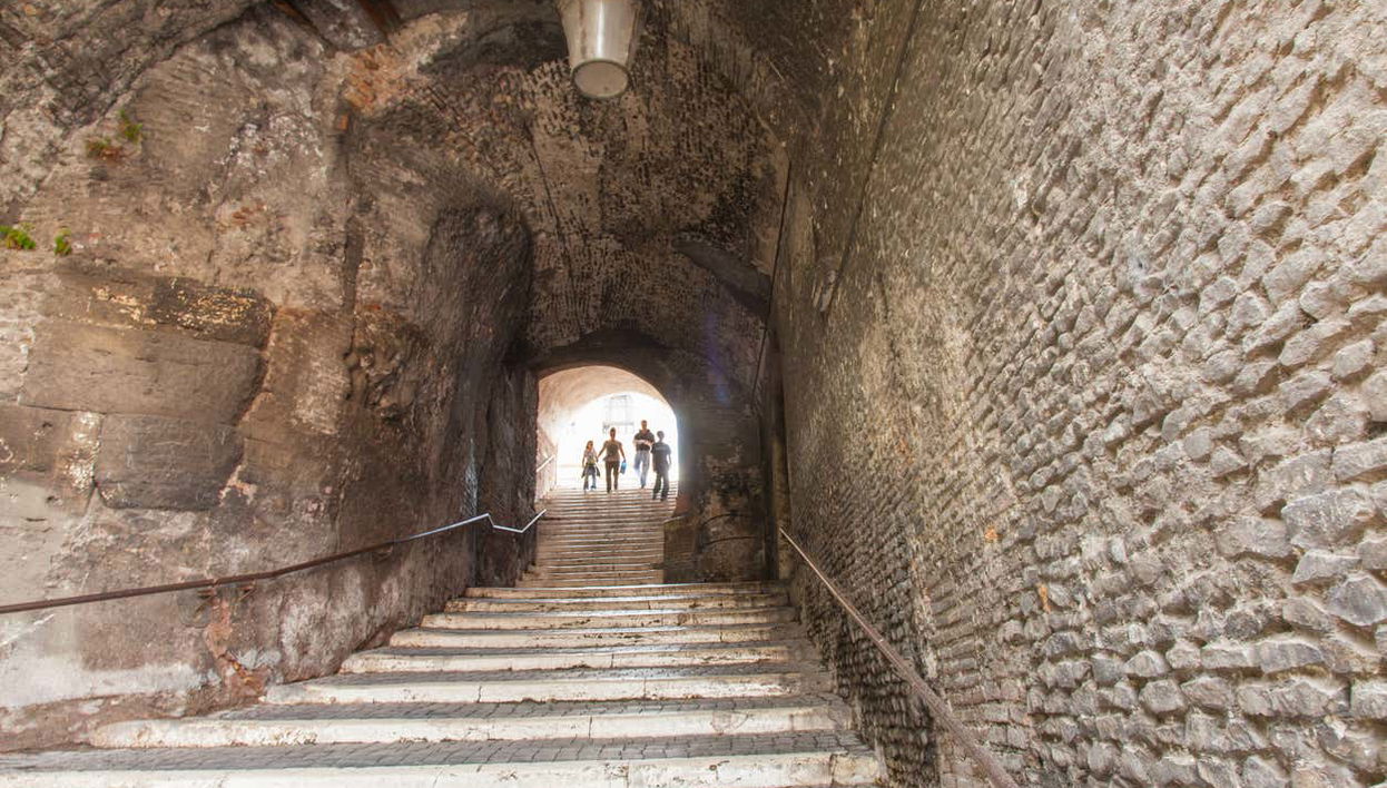 Tour dei Borgia - Foto 1