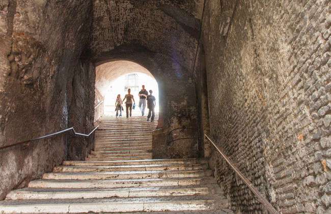 Tour dei Borgia - Photo 1
