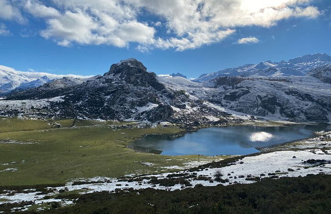 Visite privée d'Oviedo à Covadonga, lacs et villages de marins - Photo 9