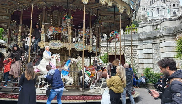 Visite familiale dans Montmartre - Photo 3