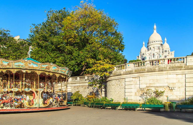 Visite familiale dans Montmartre - Photo 1