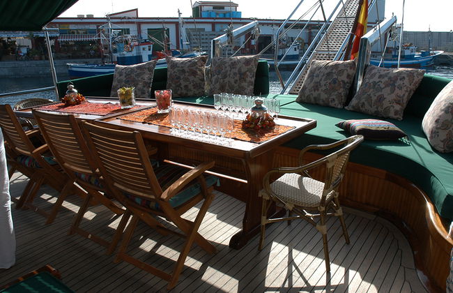 Crucero costero a bordo de la Goleta Afrodita con almuerzo - Foto 3