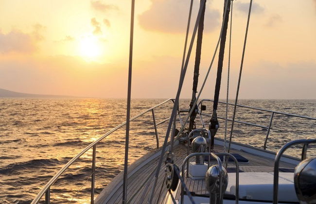 Paseo en velero al atardecer - Foto 1