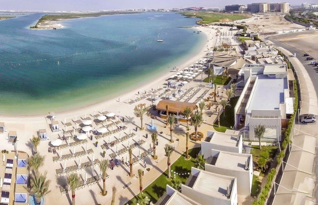 Paseo en lancha rápida por Yas Island - Foto 4