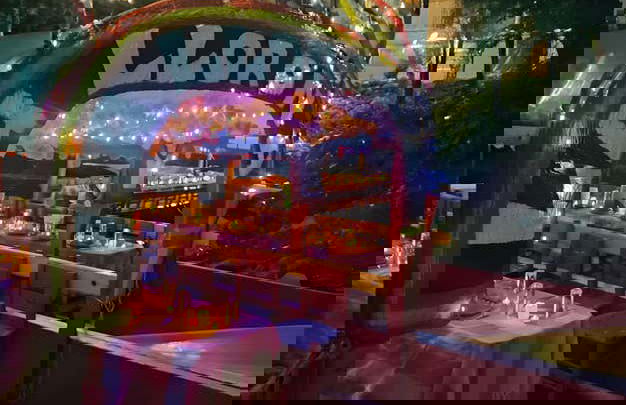 Tour del Día de Muertos por Xochimilco con cena - Foto 9