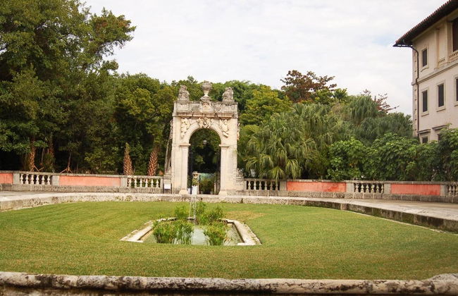 Excursión a Villa Vizcaya y sus jardines - Foto 1