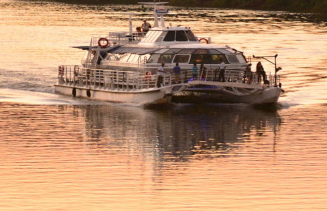 Paseo en catamarán al atardecer - Foto 4