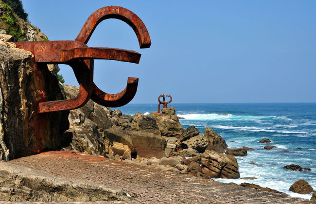 San Sebastian Coast Catamaran Trip - Foto 5