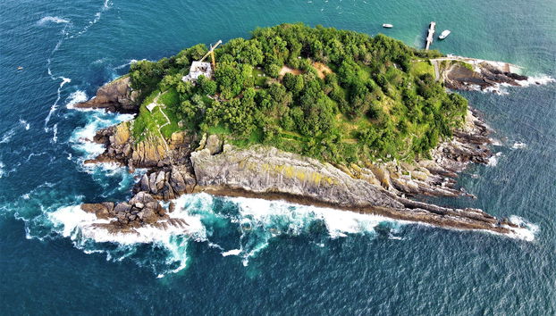 San Sebastian Coast Catamaran Trip - Foto 3