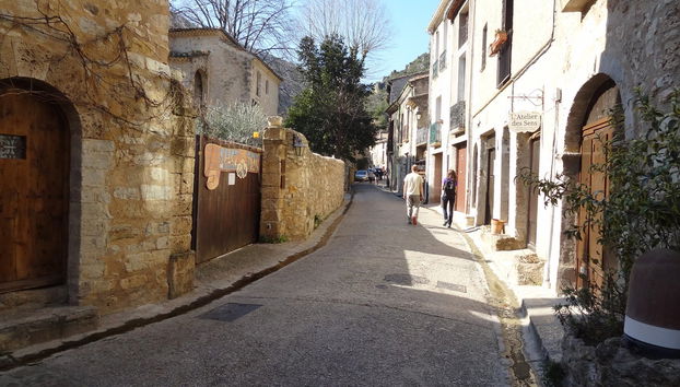 Saint-Guilhem-le-Désert Day Trip - Photo 4
