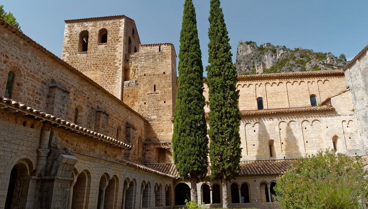 Saint-Guilhem-le-Désert Day Trip - Photo 1