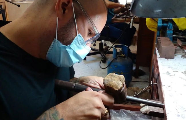 Taller de anillos de esmeraldas - Foto 2