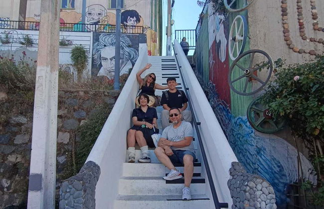 Tour de Pablo Neruda - Foto 2