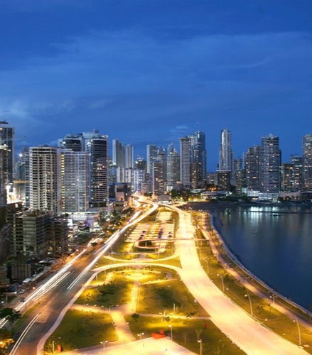 Foto de ¿Escala en Ciudad de Panamá? Tour privado desde el aeropuerto