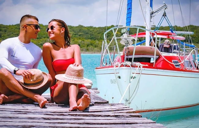 Paseo en velero privado por la laguna Bacalar - Foto 4