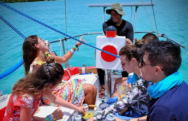 Paseo en velero privado por la laguna Bacalar - Foto 3