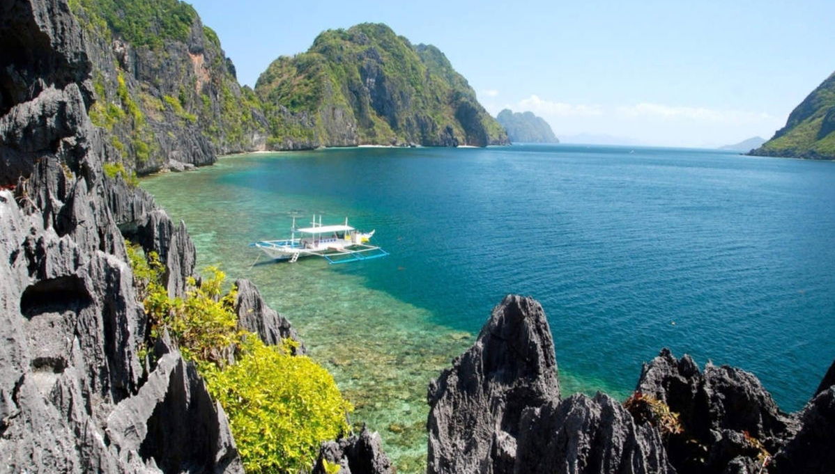 Tour pelas praias escondidas e Santuário Matinloc - Foto 1