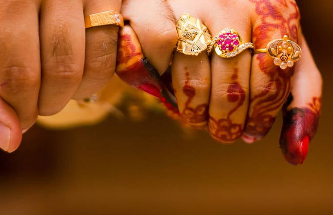 Traditional Hindu Wedding - Photo 2
