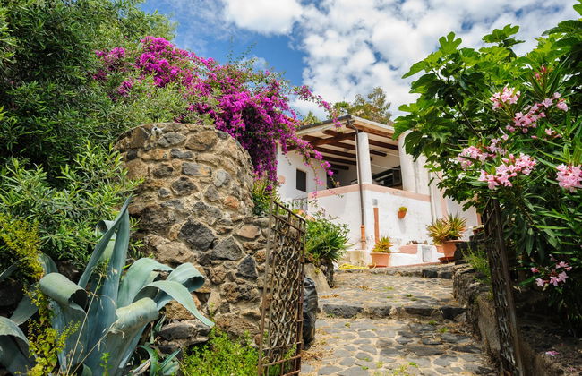 Excursión a Filicudi y Alicudi - Foto 1