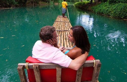 Paseo en balsa de bambú por el río Martha Brae - Foto 1