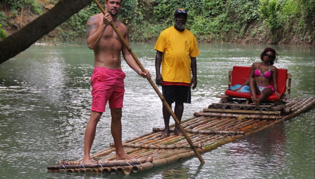 Paseo en balsa de bambú por el río Martha Brae - Foto 4