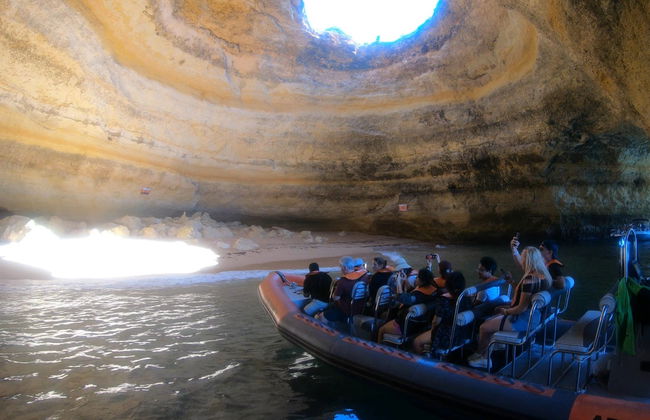 Tour in barca dell'Algarve e alla grotta di Benagil - Foto 2