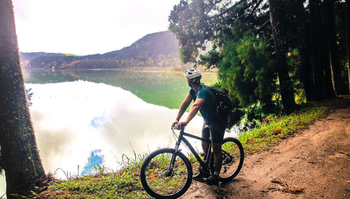 Balade à vélo dans Lagoa das Furnas - Photo 1