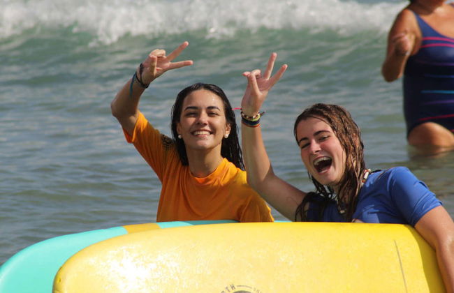 Curso de surf en El Campello - Foto 4