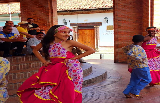 Visita guiada por Cali - Foto 12
