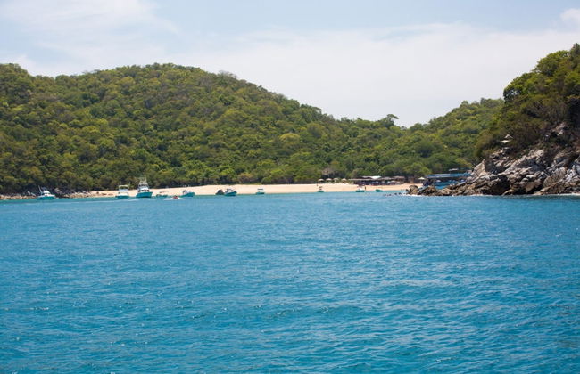 Paseo en barco por las bahías de Huatulco - Foto 2