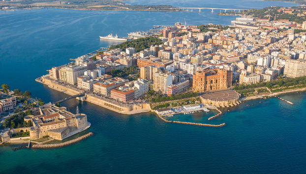 Taranto Walking Tour - Photo 4