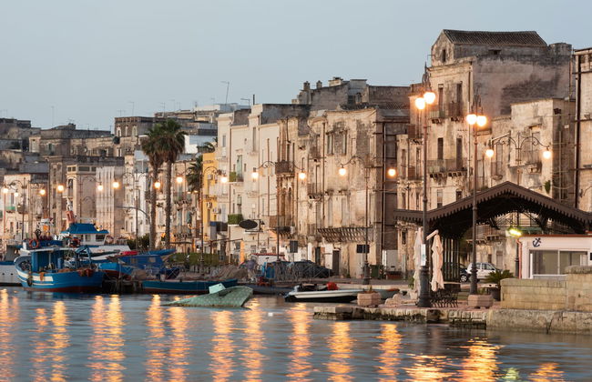 Taranto Walking Tour - Photo 1