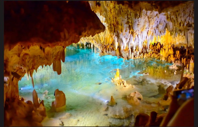 Pedro St James Castle, Mission House and Crystal Caves - Foto 1