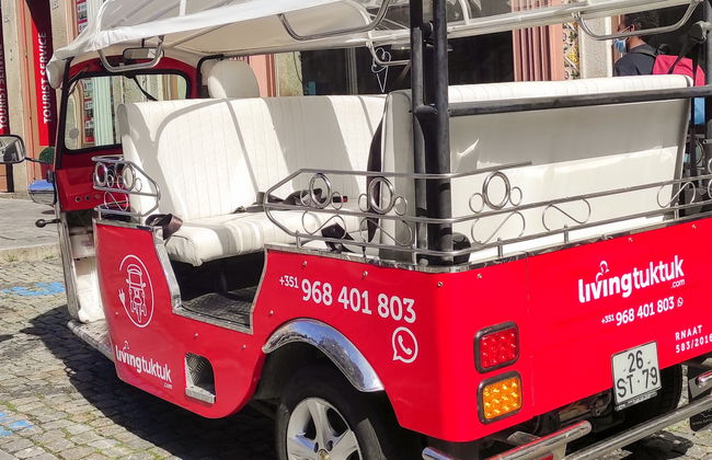 Tour di Porto in tuk tuk + Crociera dei sei ponti - Foto 8