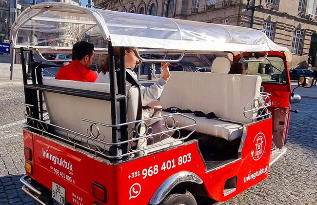 Tour di Porto in tuk tuk + Crociera dei sei ponti - Foto 7