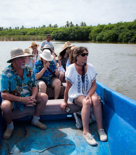 Foto de Excursión al Tortugario Ecológico y la laguna de Cuyutlán