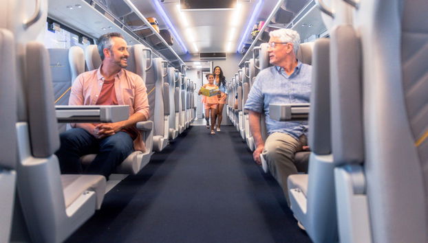 Tren de alta velocidad Brightline entre Boca Ratón y Orlando - Foto 2