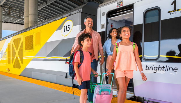 Tren de alta velocidad Brightline entre Boca Ratón y Orlando - Foto 4