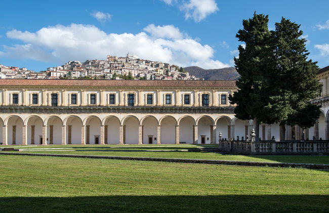 Excursão ao Mosteiro de Padula - Foto 1