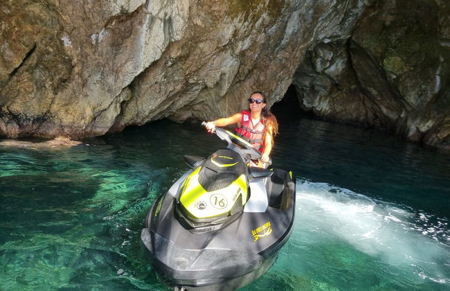 Tour en moto de agua por la cueva del León Marino - Foto 2