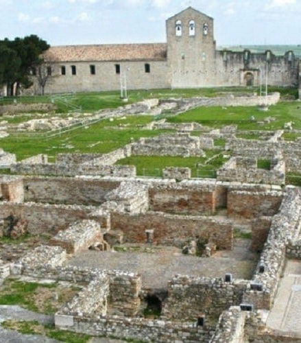 Foto de Tour privado por Melfi, Venosa y Lagopesole