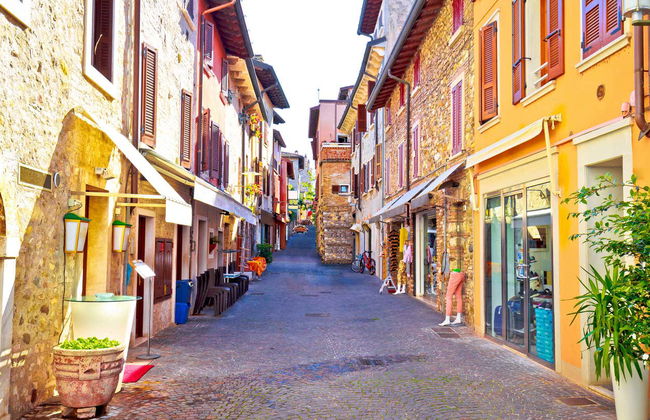 Lake Garda Boat Trip - Photo 5