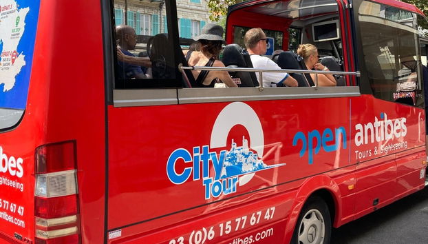 Bus touristique d'Antibes - Photo 5