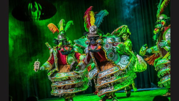 Espectáculo folclórico en Sucre - Foto 5