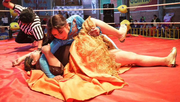 Fighting Cholitas Show - Photo 4
