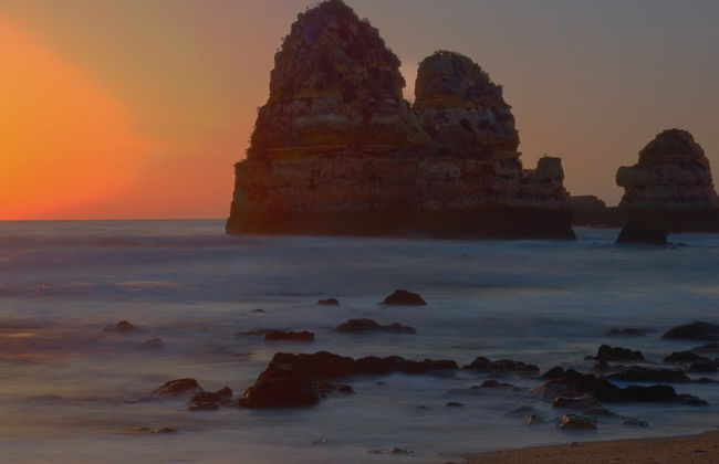 Paseo en barco por Ponta da Piedade al atardecer - Foto 2