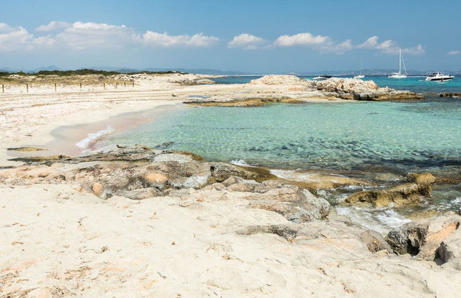 Formentera Boat Ride & Snorkelling - Photo 2