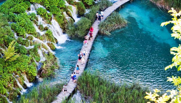 Plitvice Lakes National Park Tour - Foto 5