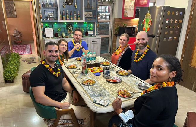 Cooking Class & Meal with an Indian Family - Foto 8